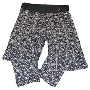 7 Work Out Black & Blush Geometric Leggings 10